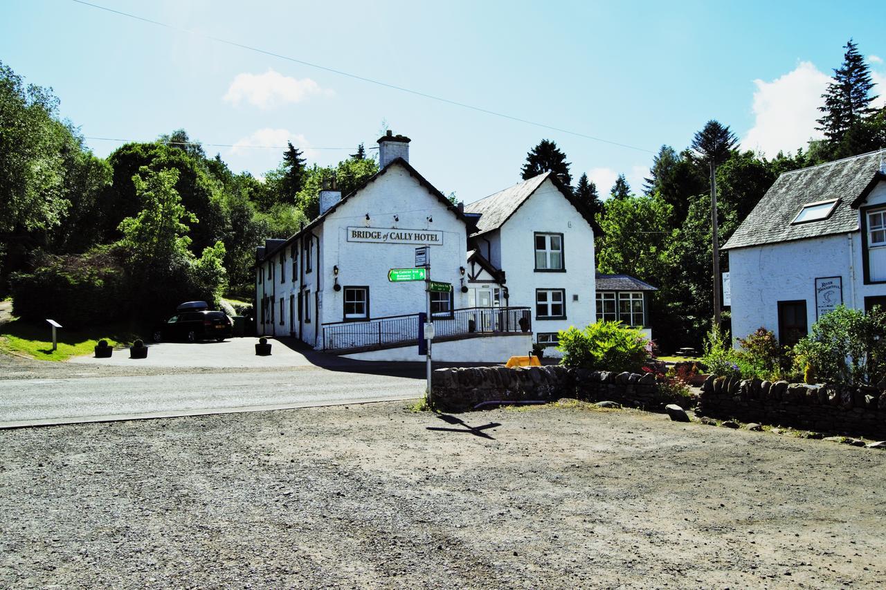 Bridge Of Cally Hotel Eksteriør billede
